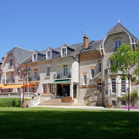 סלבריס Logis Hotel Restaurant Le Parc מראה חיצוני תמונה
